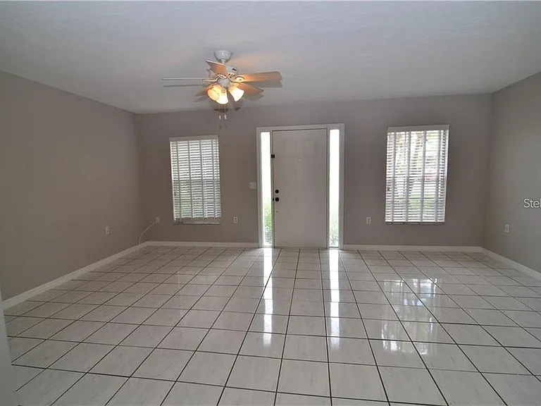 106 S Primrose Dr — Photo 6