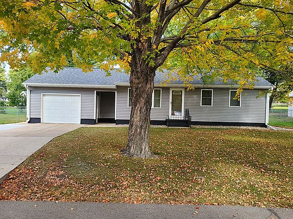 2nd image of 120 Jackie Ave