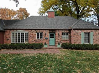 3108 W 71st St, Prairie Village, KS 66208