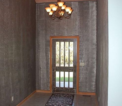 4th image of 105 Tanglewood Dr