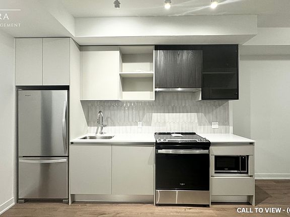 2nd image of 395 Dundas St W #602