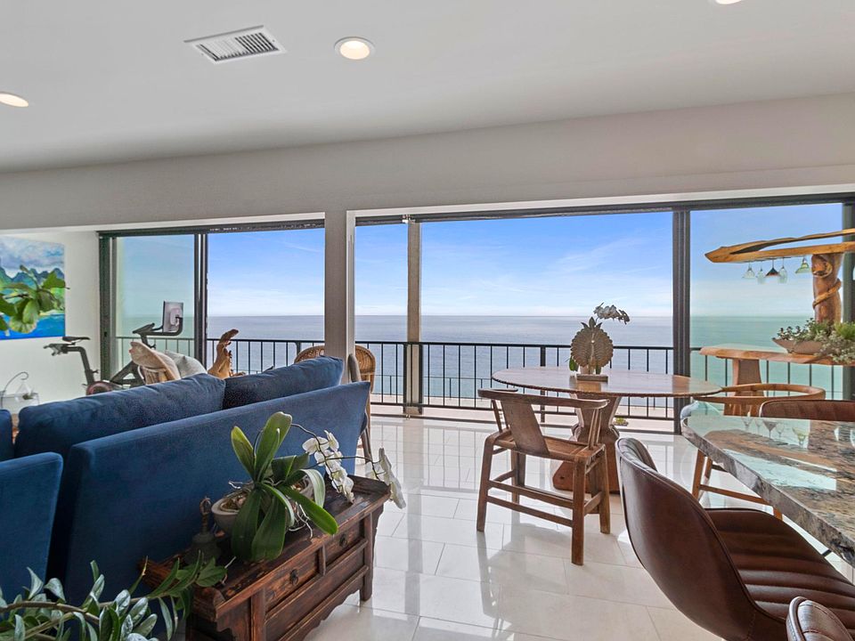 The moment you enter, it's all ocean views and breezes before you as you fold back your giant floor to ceiling glass doors.