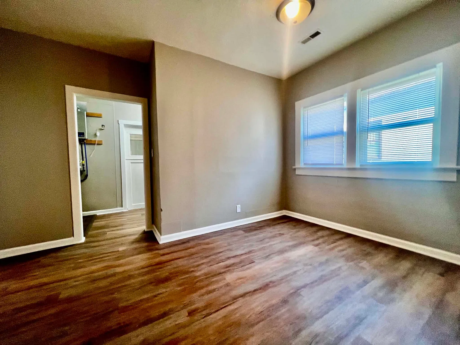 2 bed, 754 sqft, $950 — Photo 4