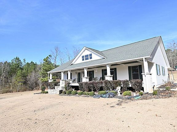 Beautiful home built 1994 