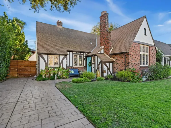 2120 Markham Way, Sacramento, CA 95818