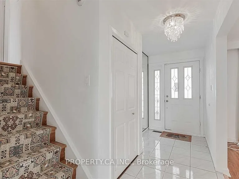 45 Lissom Cres #MAIN — Photo 2
