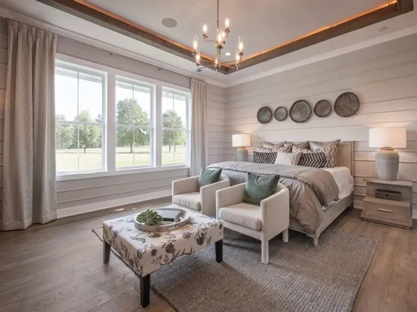 30 Tamarack Way #84, Tyngsboro, MA 01879