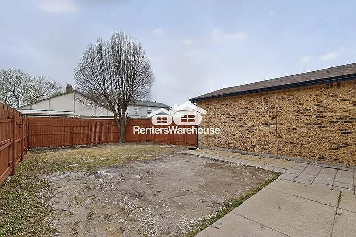 1818 Indian Creek Ct — Photo 40