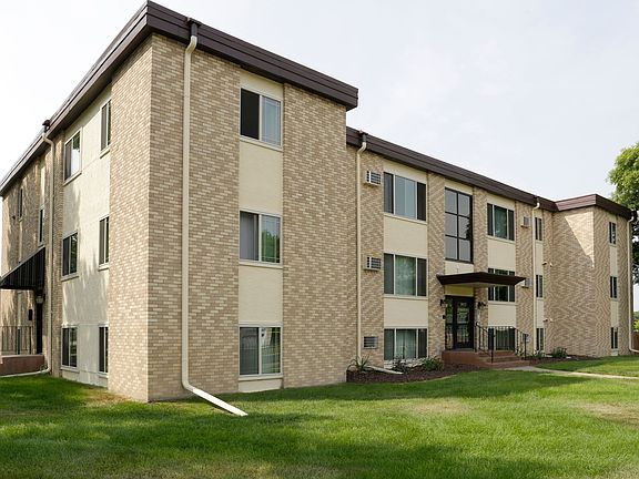 5th image of 3417 65th Ave N APT 104