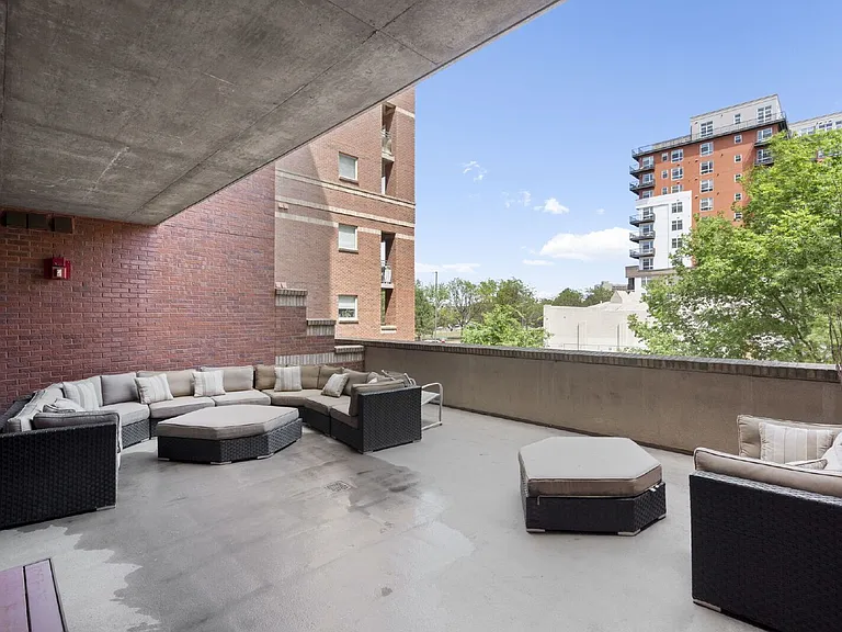 1975 N Grant St #401 — Photo 24