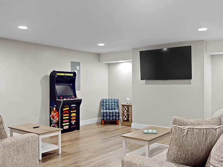 Building's Lounge