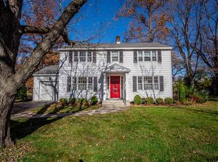 2159 Rankin Rd, Niskayuna, NY 12309