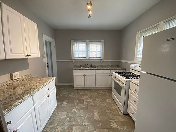4th image of 620 Lafayette Ave SE #622