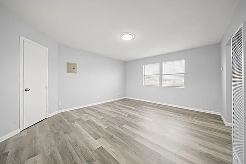6515-6521 S Avalon Blvd Photo 1