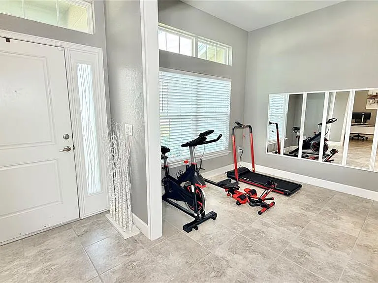 4015 Tullamore Ln — Photo 11