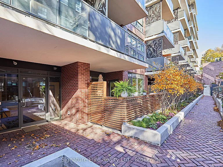1331 Queen St E #505 — Photo 23