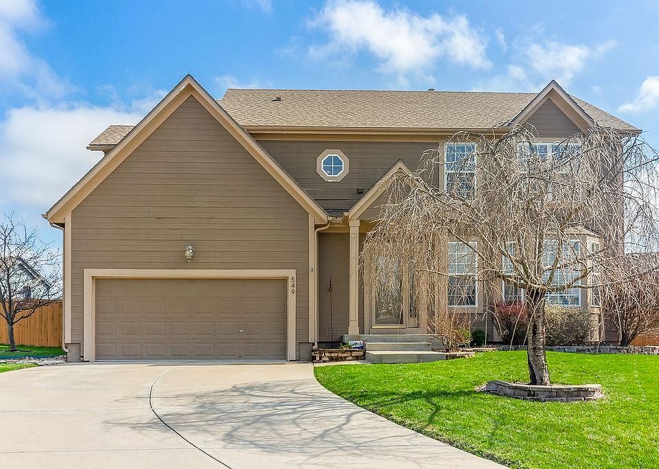 1st image of 549 E Meadowlark Ct