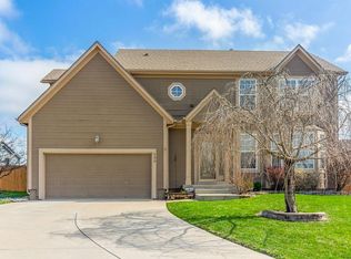 549 E Meadowlark Ct, Gardner, KS 66030