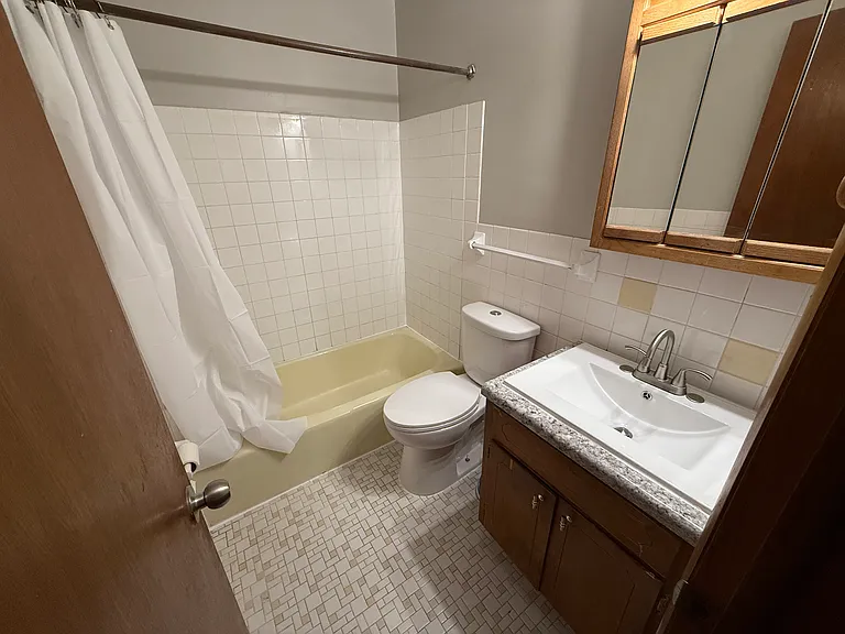 1358 10th Ave SE #4 — Photo 10