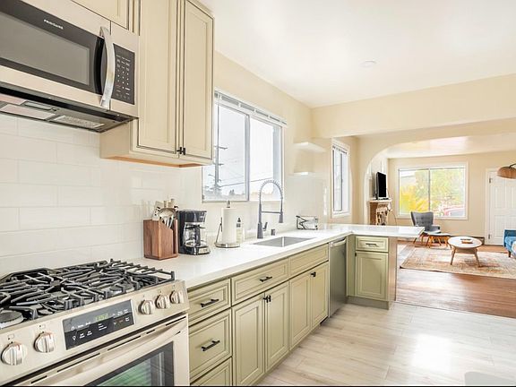 4th image of 1836 San Benito St #1