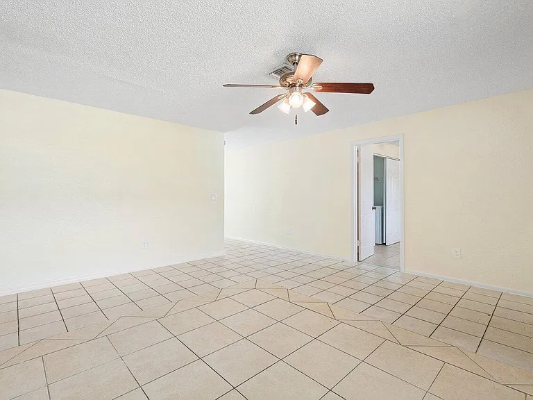 4861 Gulfstream Rd — Photo 9