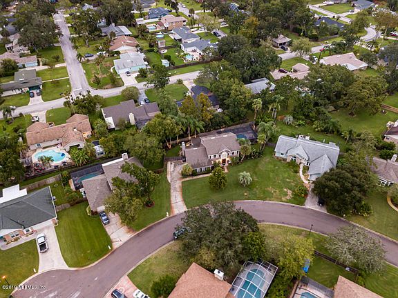 2nd image of 1837 Oakbreeze Ct