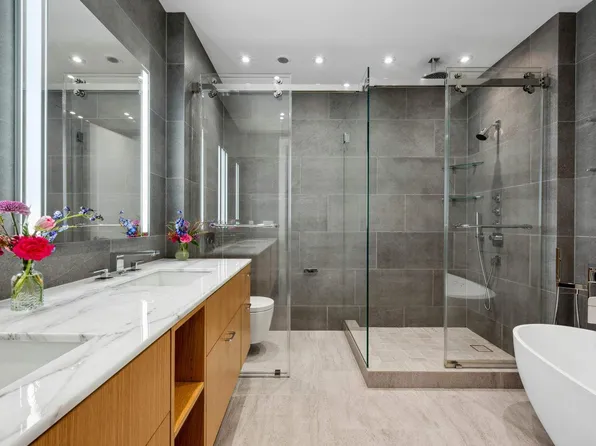 1 Main Street image 10 of 19