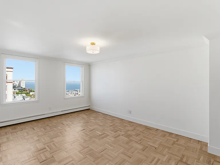 1310 Jones Street — Photo 90