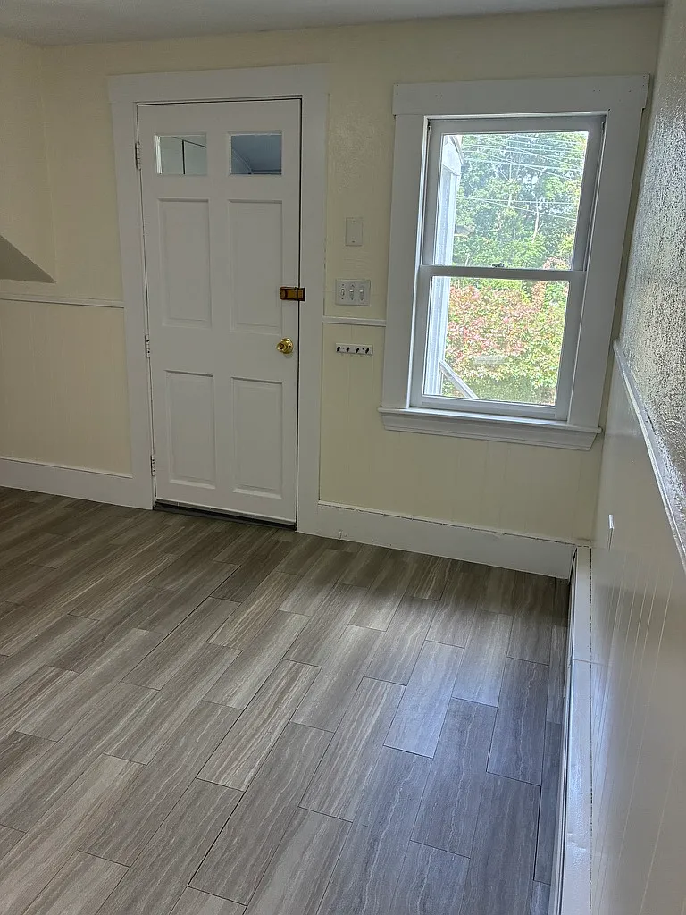 1 bed, 640 sqft, $1,950 — Photo 4