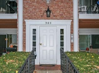 985 Golf Course Rd APT 3, Crystal Lake, IL 60014