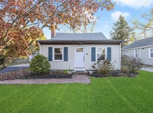 41 Bayview Ave, North Kingstown, RI 02852