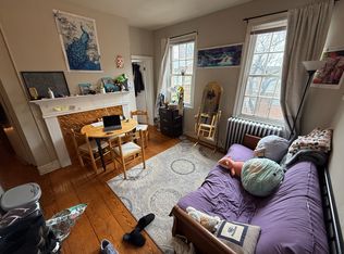 309 S 4th St APT 2E, Philadelphia, PA 19106