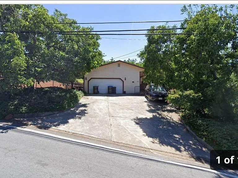 3003 Riviera Heights Dr — Photo 25