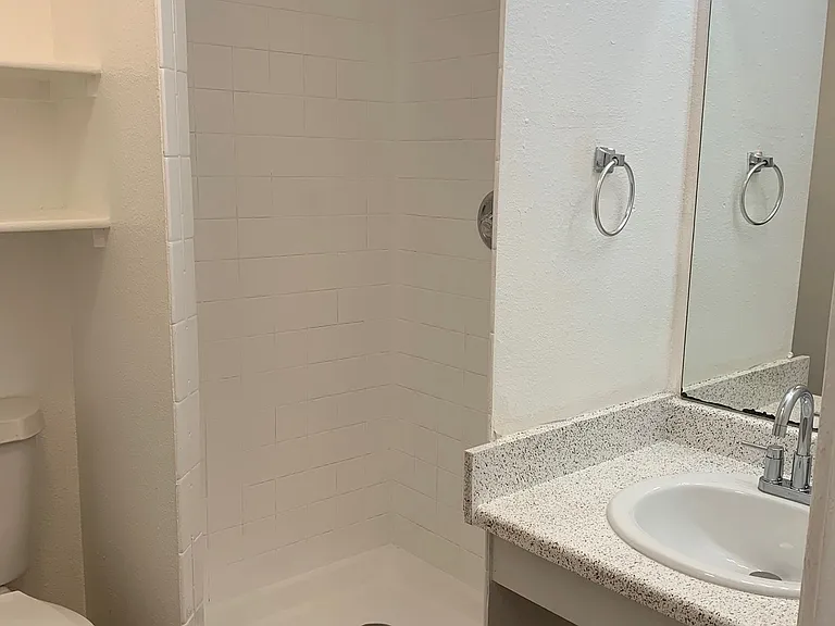 Grove Street Apartments — Photo 7