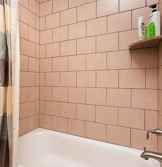 358 E Munich Dr — Photo 10