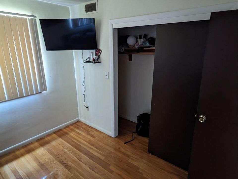 202 Central St APT 6, Stoneham, MA 02180 Zillow