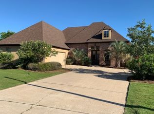 745 Waters Dr, Madison, MS 39110