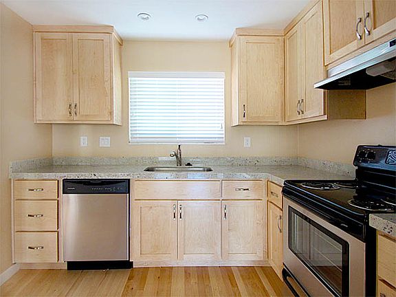 2nd image of 699 Towle Way