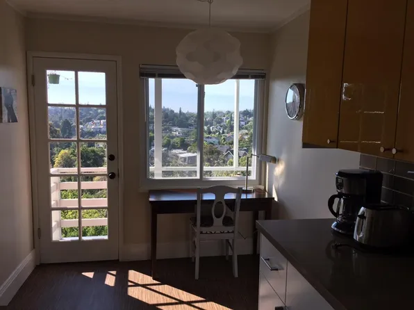 1027 Warfield Ave APT 4, Oakland, CA 94610