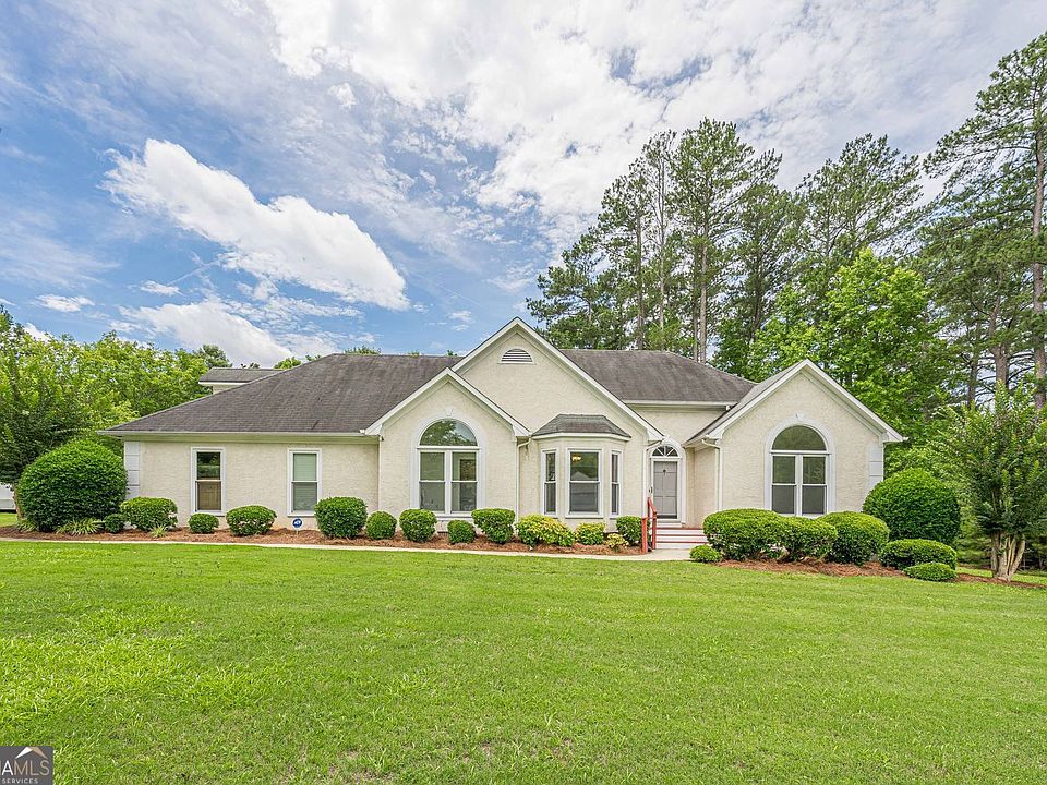 1st image of 155 Noble Forest Dr