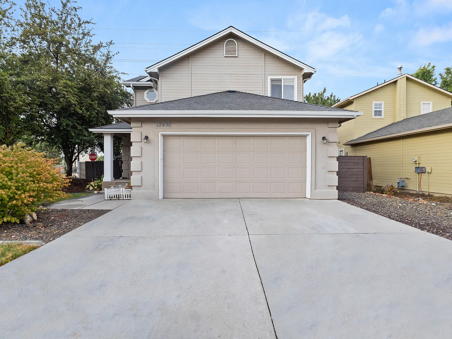 3 bed, 2.5 bath, 1772 sqft, $2,700 — Photo 2