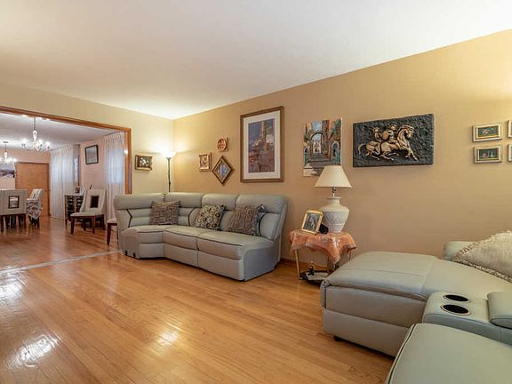 5th image of 10029 Ivanhoe Ave
