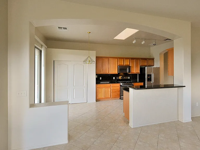 _10-Kitchen3_09102021