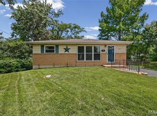 3707 Hoffmeister Ave, Saint Louis, MO 63125