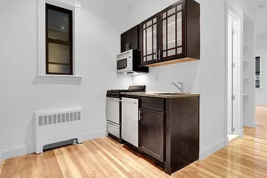 Rented by Cooper & Cooper Real Estate