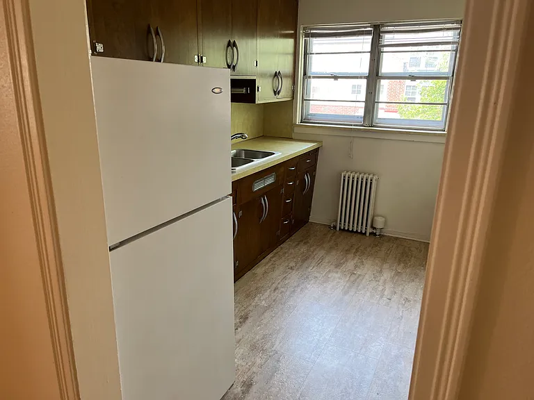 1510 Larpenteur Ave W #6 — Photo 13