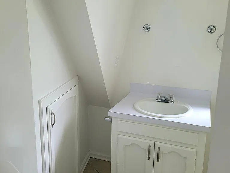 15444 Summerwood Ave — Photo 2
