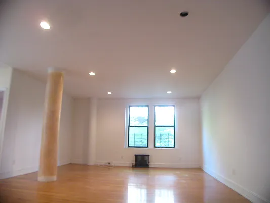 Rented by Calabrese Real Estate | media 41