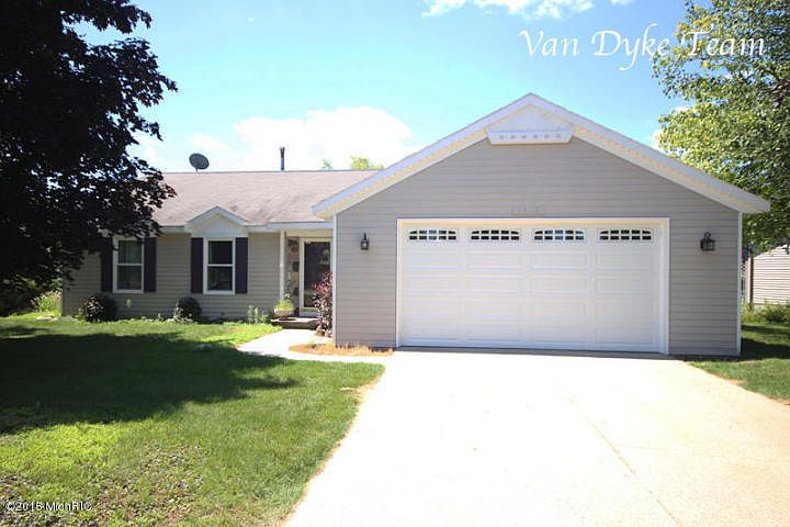 1st image of 1830 Forest Lake Dr SE