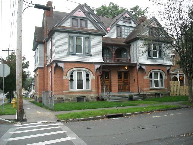 1st image of 301A W Clinton St